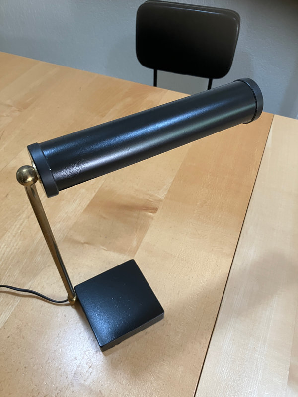 Changement de pièces original pour les lampes design